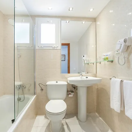 Globales Bouganvilla Aparthotel 3*