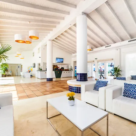 Globales Bouganvilla Apartahotel Sa Coma (Mallorca)