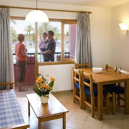 Globales Bouganvilla Apartahotel Sa Coma (Mallorca)