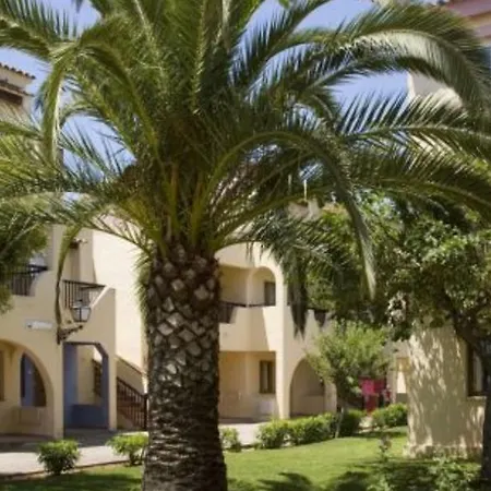 Globales Bouganvilla Aparthotel 3*