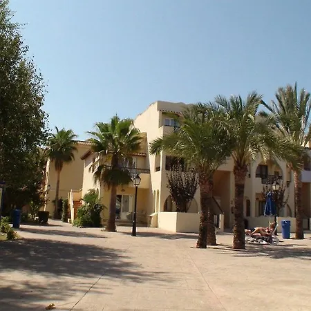 Apartahotel Globales Bouganvilla Sa Coma (Mallorca)