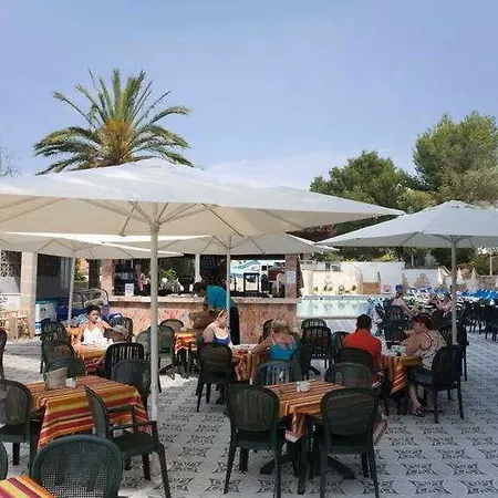 Globales Bouganvilla 3* Sa Coma (Mallorca)